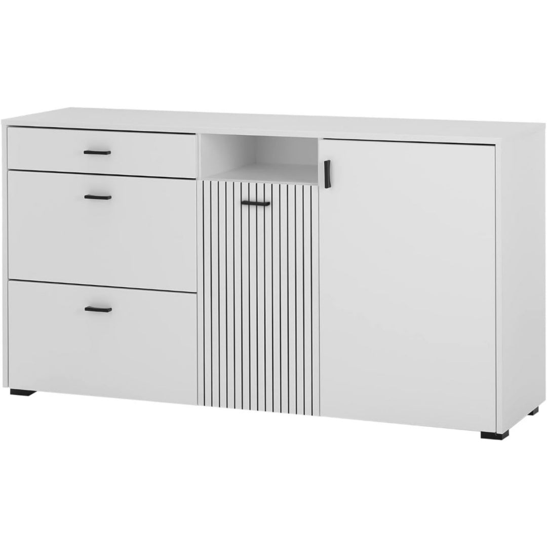 Strukturierte Fronten praegen das Sideboard aus Metall
