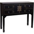 Eine Gestaltung in Schwarz kennzeichnet das Sideboard