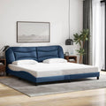 Bettgestell mit den Massen 200 x 200 cm in Blau