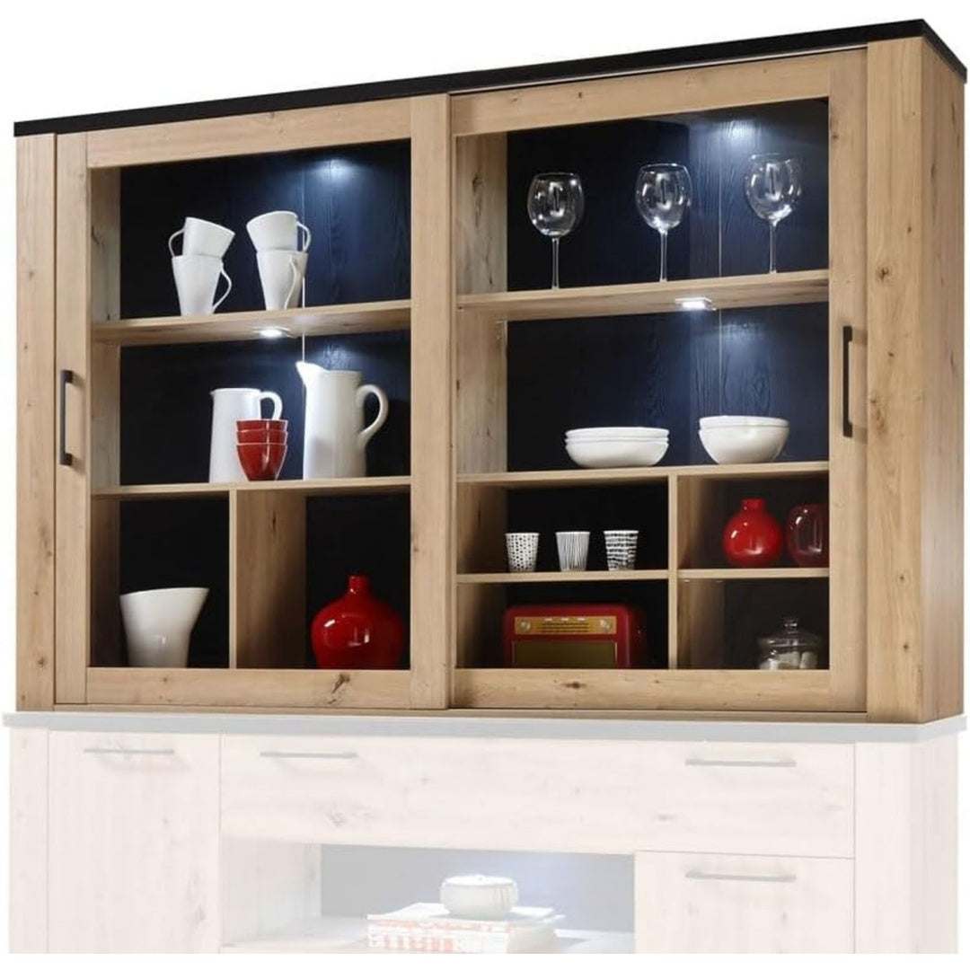 Das Sideboard setzt auf Glasablagen
