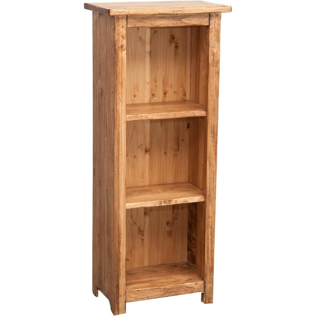 Vitrine aus Massivholz zeigt Glastueren