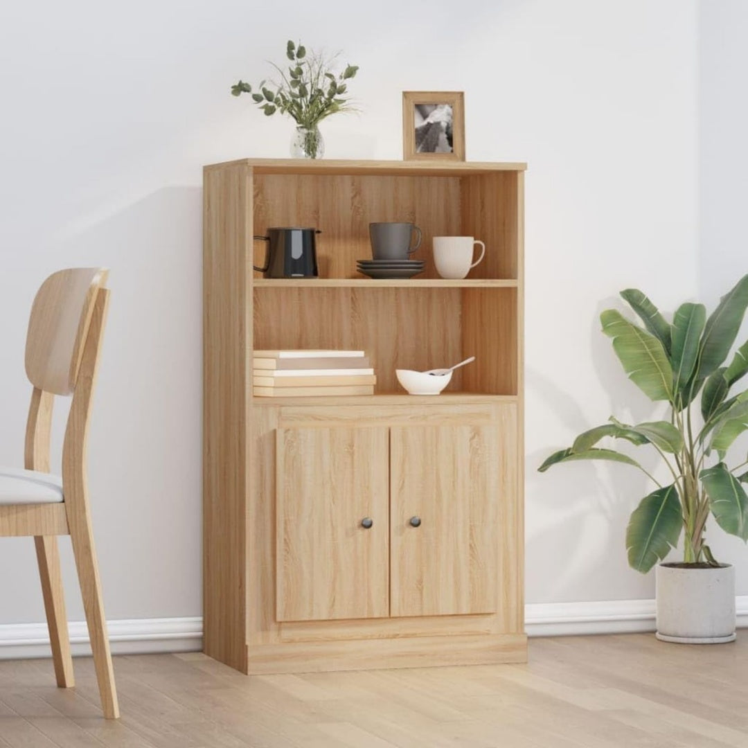Der Hochschrank misst 60 x 35.5 x 103.5 cm in Eichenbraun
